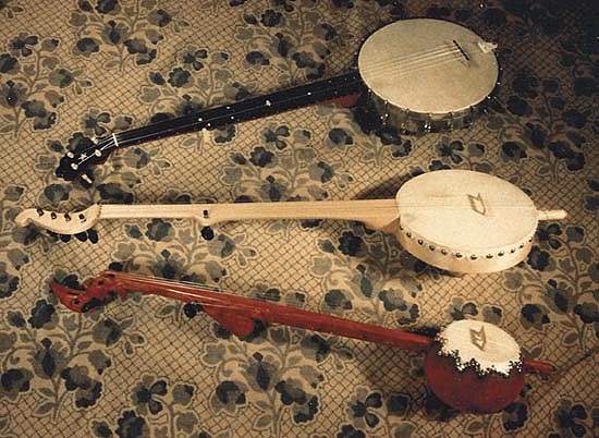 3 banjos