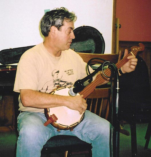 Tom Sauber playing Banjo